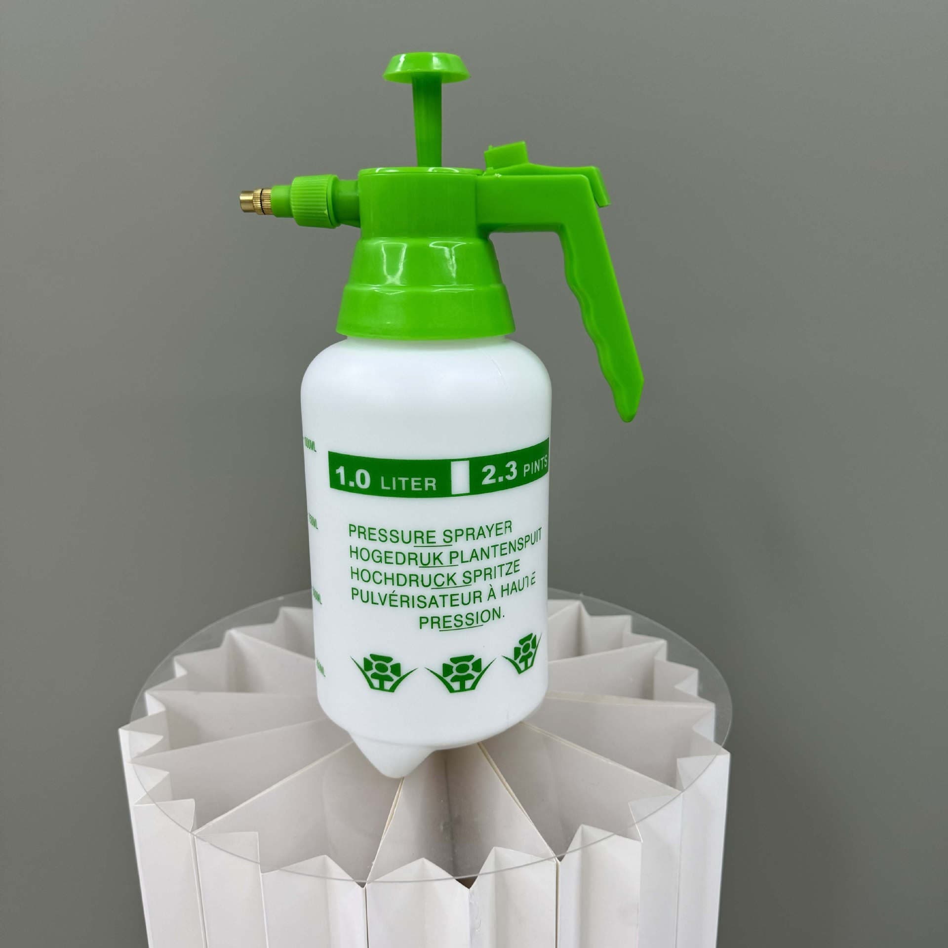 1L White Green