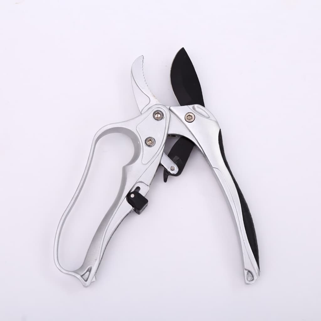 Pruning Branches and Gardening Multi-functional Shears